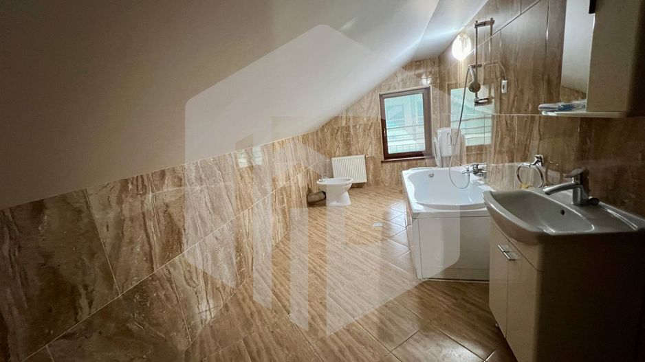 Apartament|4 camere | zona Calea Dumbravii | Lift | Parcare subterana - Poză 17