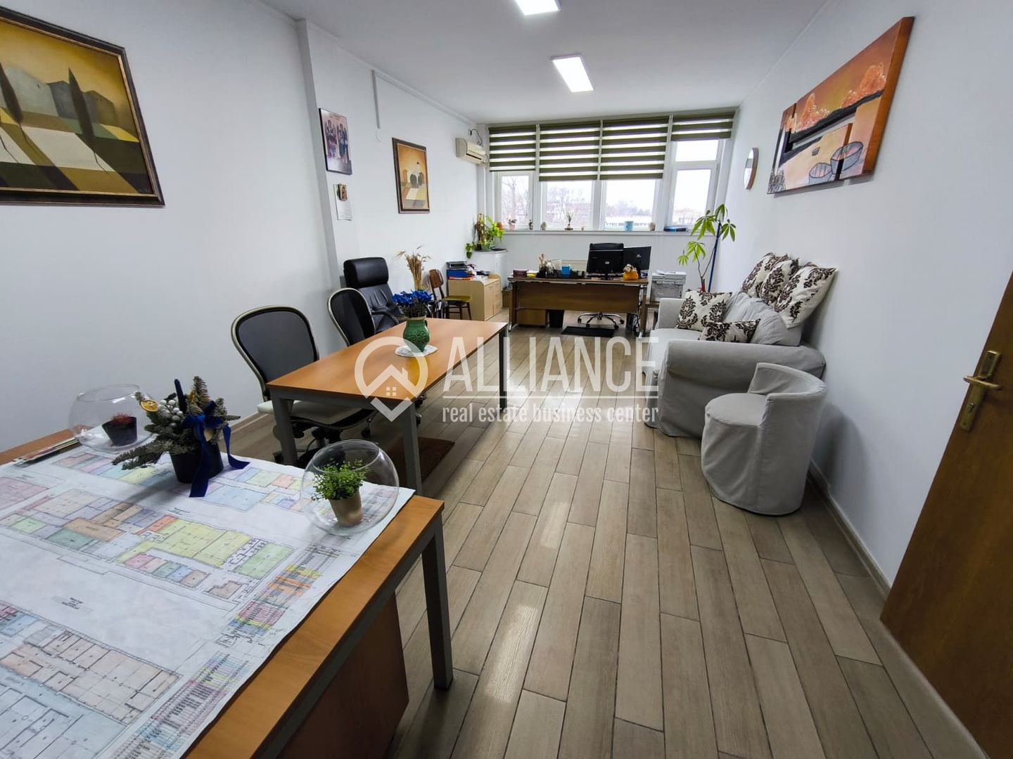 FALEZA NORD cladire multifunctionala 4600 mp cu acces din Bdul Mamaia! - Poză 11