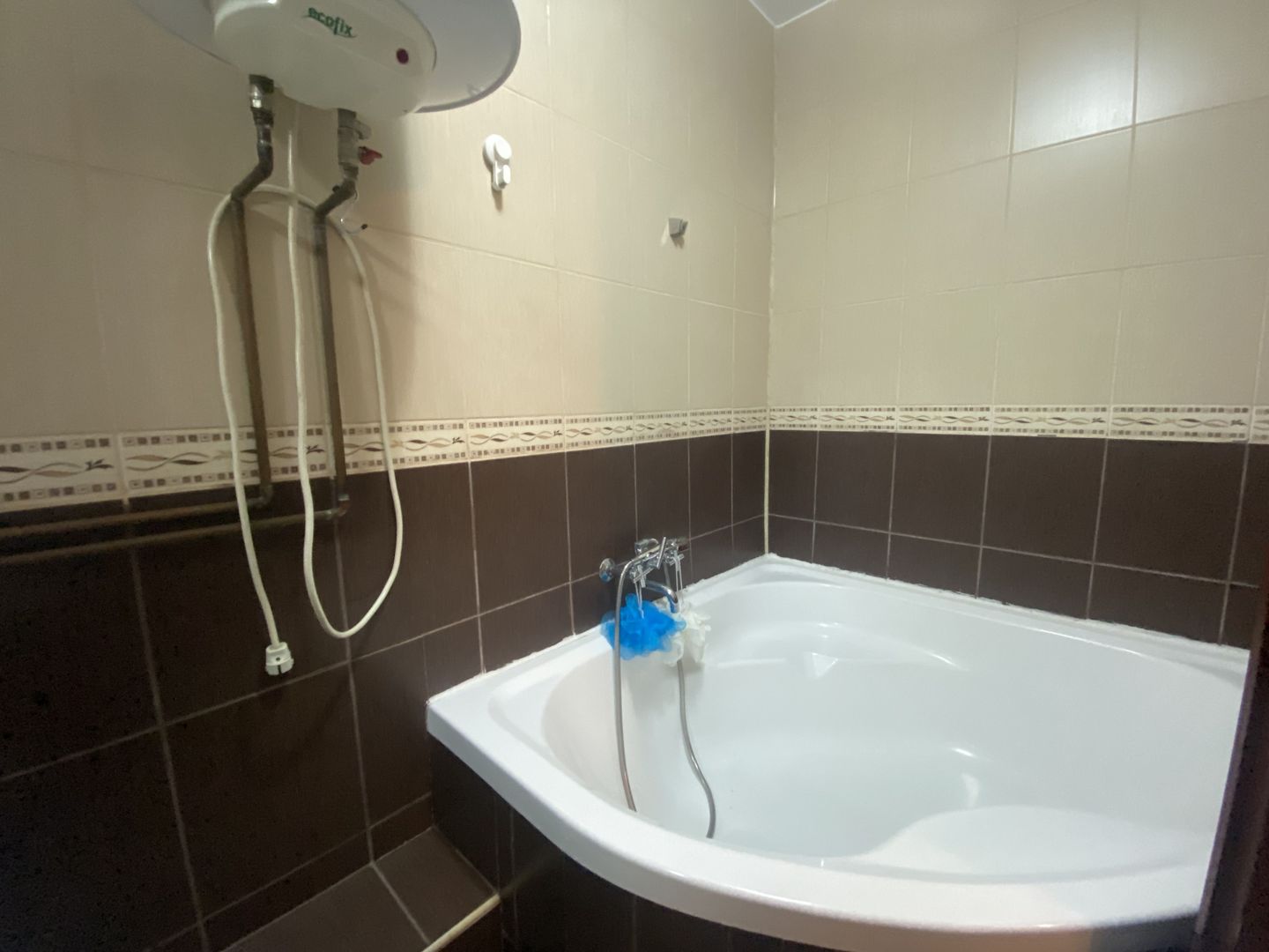 Apartament atragator cu doua camere, Baicului, 130.000€ negociabil - Poză 12