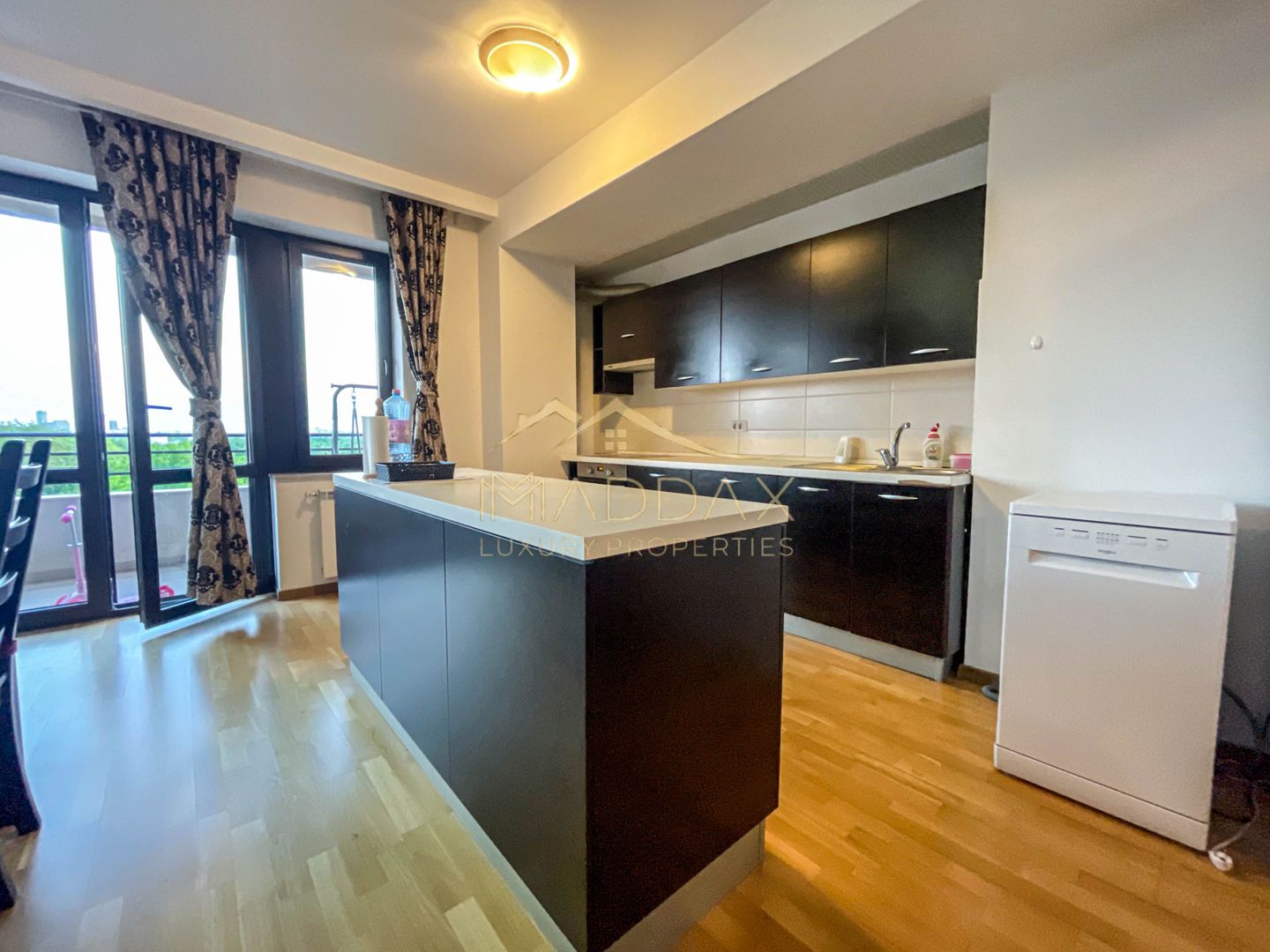 Apartament 4 camere de vanzare II Baneasa II Pipera II Parcare - Poză 7
