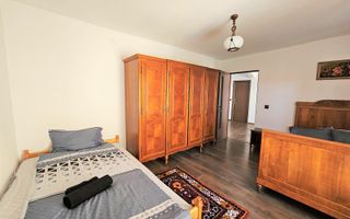 Apartament spatios cu 10 camere si parcare de inchiriat, Borhanci! - Poză 10
