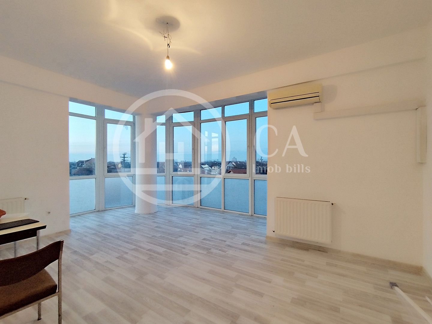 Apartament cu 2 camere de vanzare in zona Iosia, Oradea - Poză 1