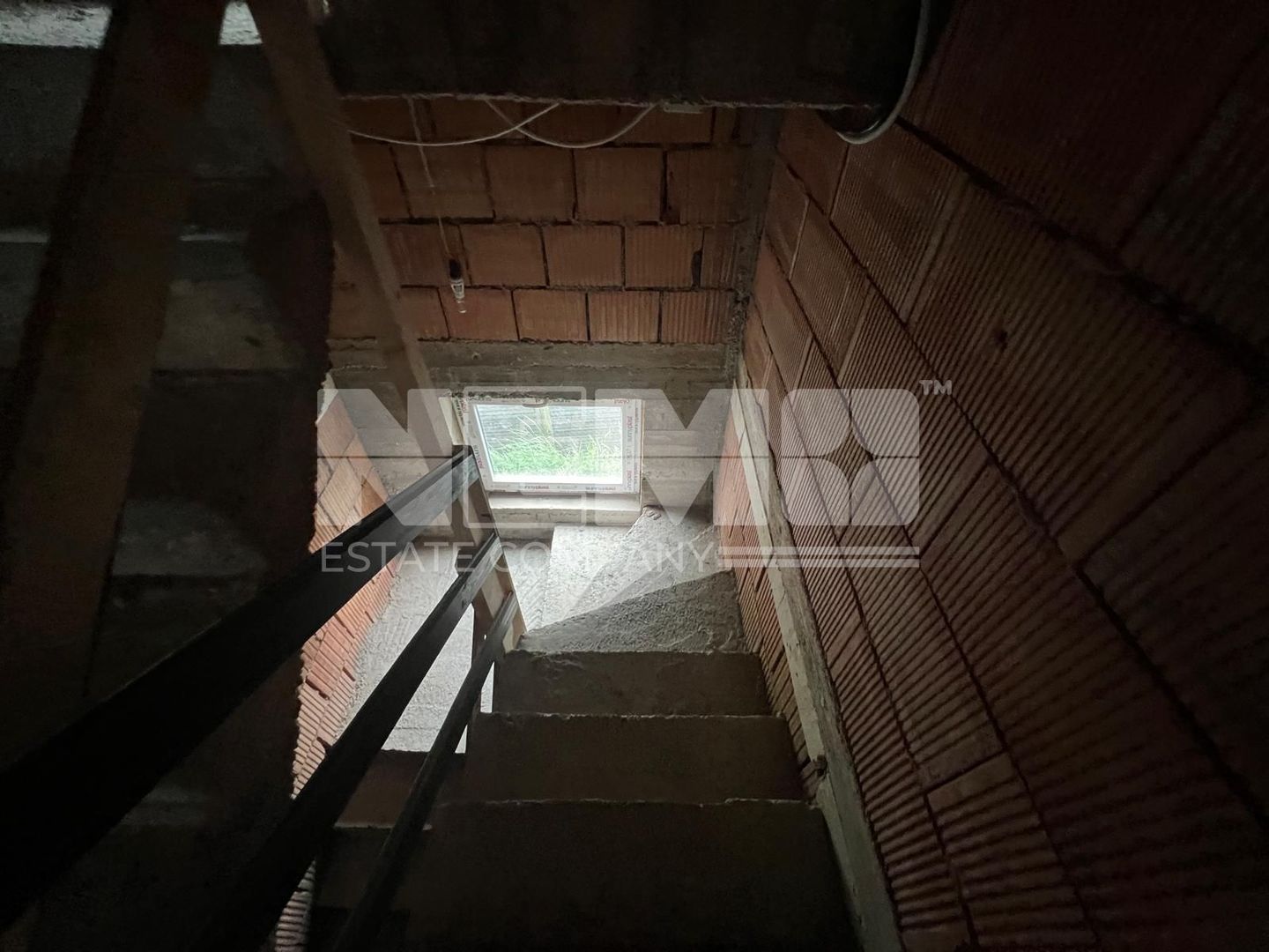 Casa la Rosu | 821Mp | Dornesti - Poză 15