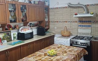 Vila individuala Galata - Poză 4