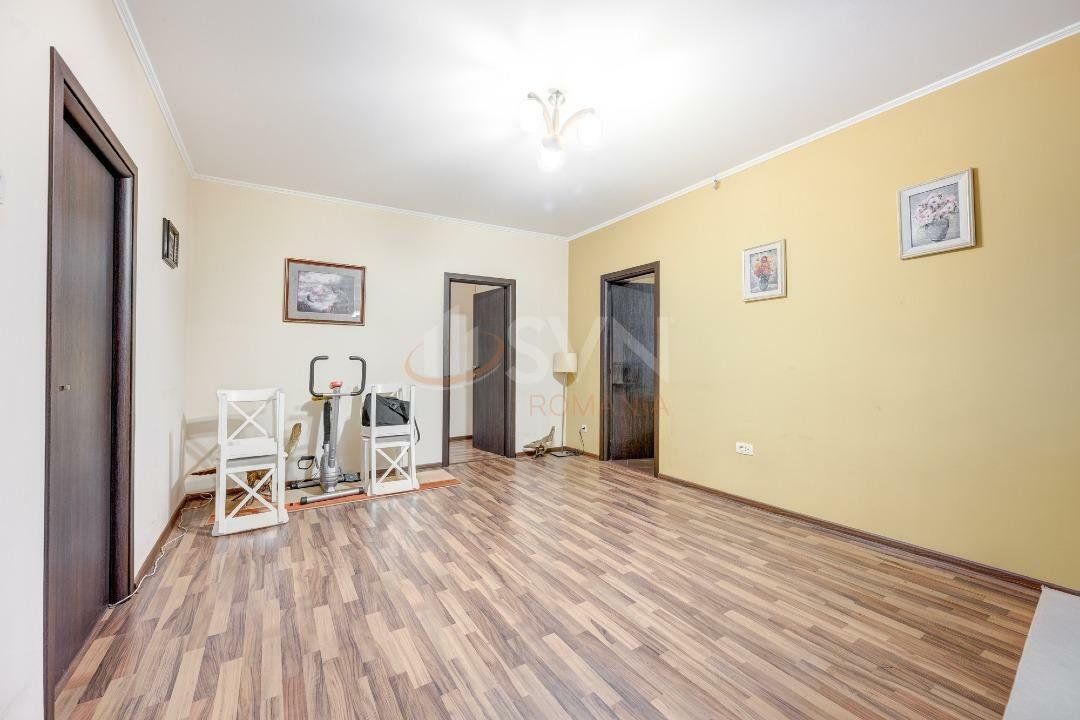 Apartament 3 camere Calea Calarasilor Cartierul Evreiesc - Poză 3
