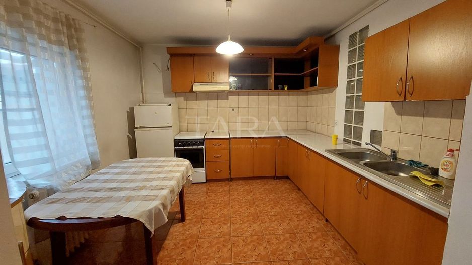 Apartament cu 3 camere 62 mp, oportunitate în zonă excelentă. - Poză 1