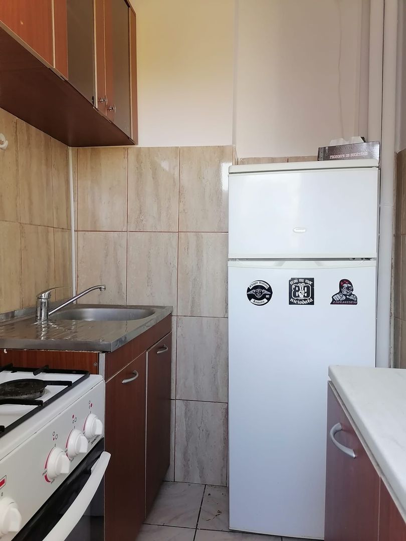 Garsoniera Dristor,  7 minute metrou - Poză 7