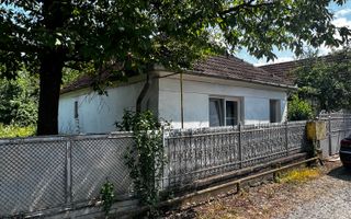 Casă de vânzare în Peștișu Mare – garaj și toate utilitățile - Poză 1