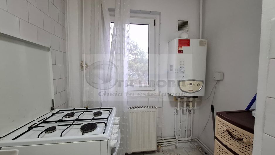 Liber, apartament 2 camere decomandat, 55 mp, Cug la bulevard - Poză 4