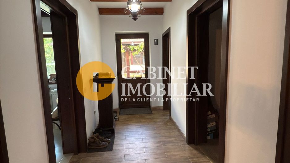 Proprietate deosebită în Aroneanu – 2 case pe teren generos de 1209 mp - Poză 17