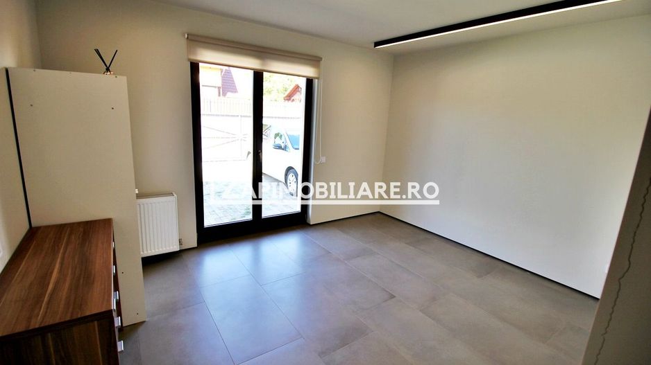 Casa 5 cam,180mp,408mp.teren,mobilată si utilată,0 comision. - Poză 8
