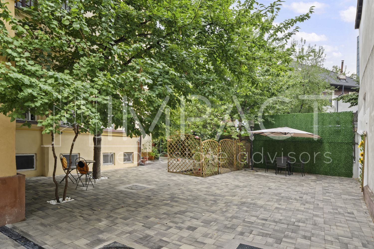 APARTAMENT DEOSEBIT CU 3 CAMERE IN VILA || CURTE - Poză 18