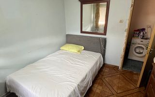 Apartament de vânzare – zona Micro 6 - Poză 2