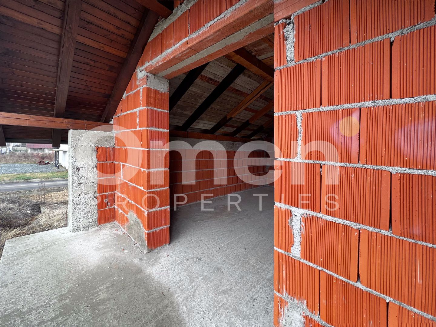 Casa P+M la rosu | 204 mp | 5 ari teren | compartimentare excelenta | Satulung. - Poză 16