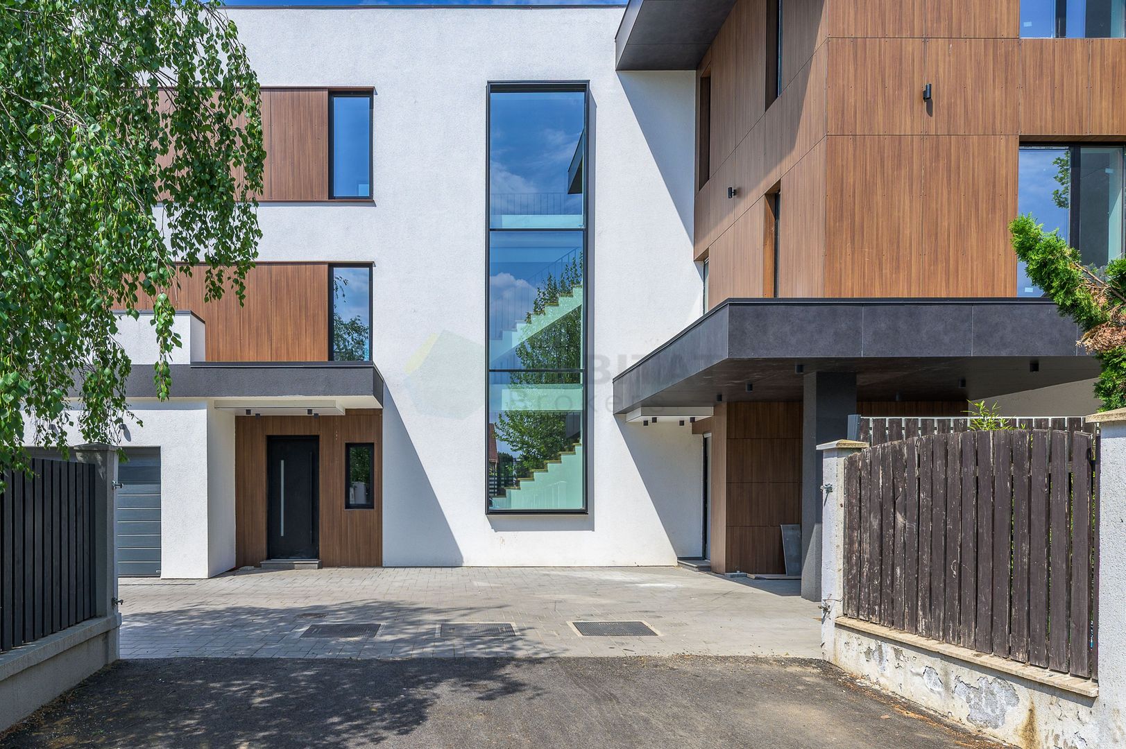 VILA IANCU NICOLAE, stil mediteranean, 5 dormitoare, 3 terase, gradina - Poză 18