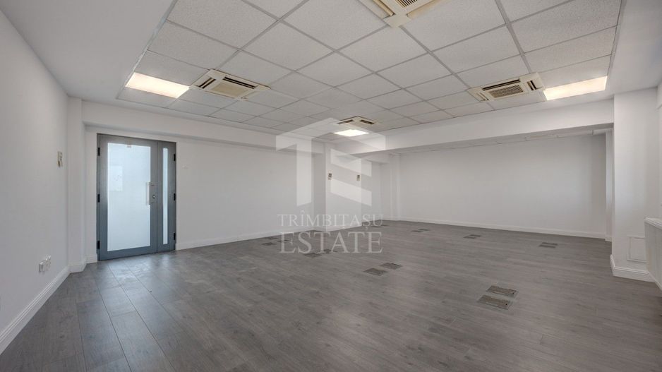 PLOIESTI -ultracentral | Spatii comerciale de inchiriat de la 21mp - Poză 12