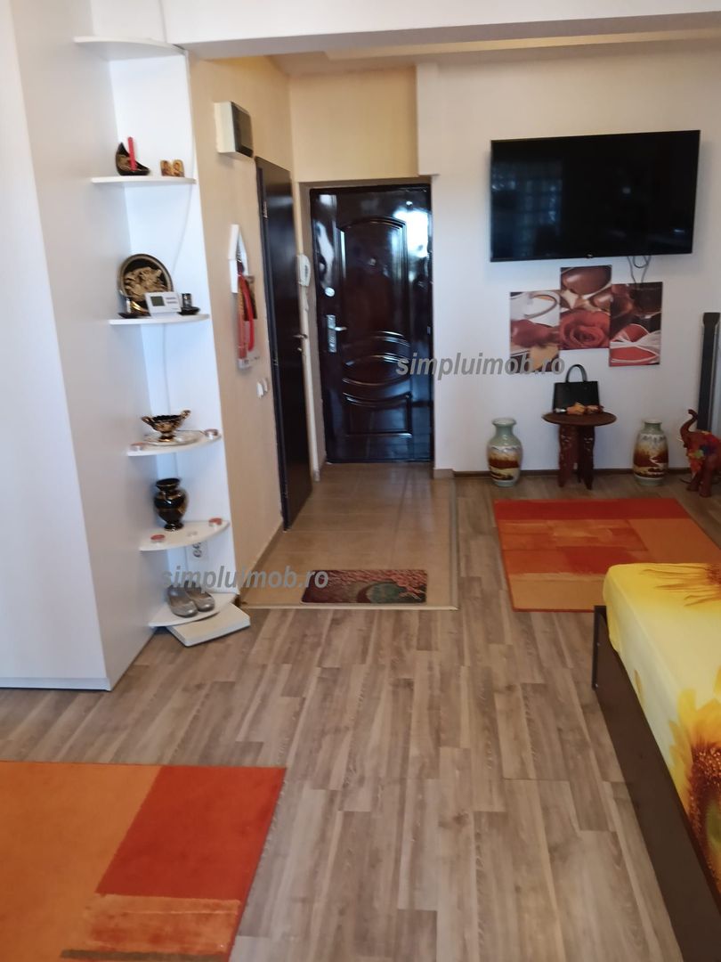 Garsoniera cu centrala proprie in Cartierul Latin - Poză 1