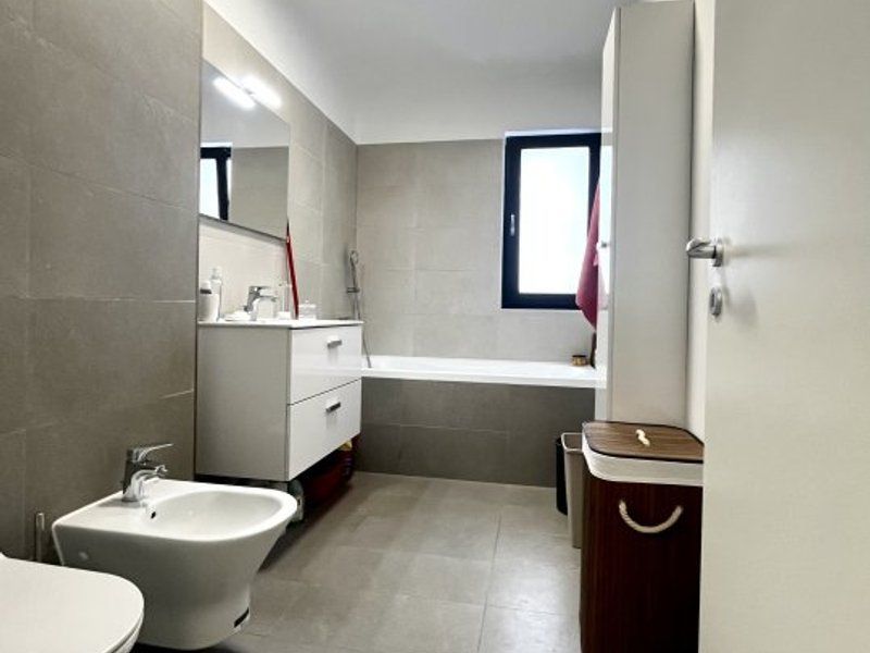 Apartament cu 2 camere primitor si modern echipat, zona Dumbrăvița - Kaufland - Poză 10