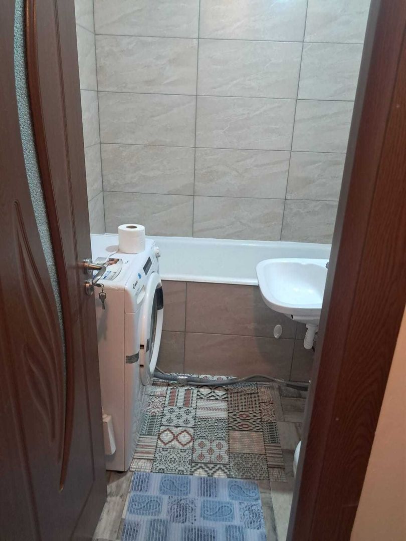 Garsoniera renovata, Costin Georgian, mobilata complet, metrou aproape - Poză 3