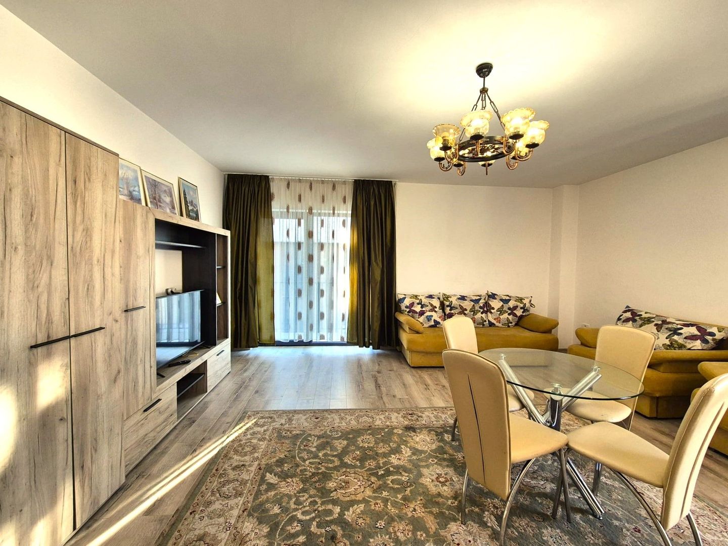 Apartament pretabil investiție, posibilitate achiziție loc parcare subteran - Poză 1