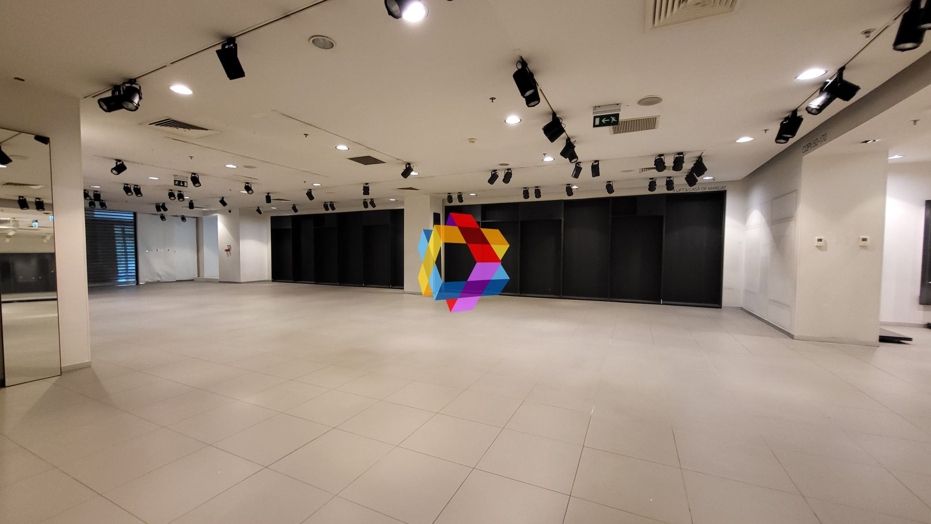 Spatiu comercial 1000 - mp #plus-imo.ro - Poză 1