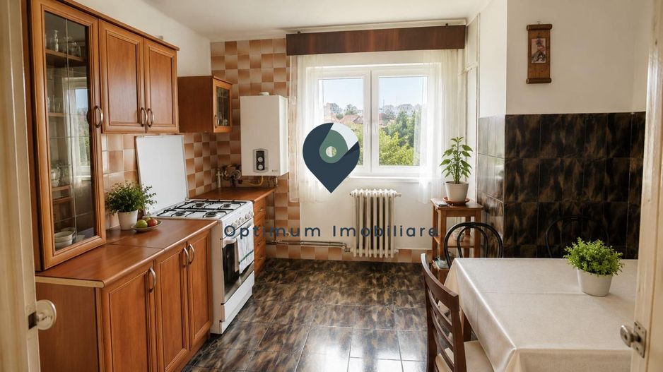 Apartament cu 3 camere , 74 mp in Marasti, zona Nasaud ! - Poză 2