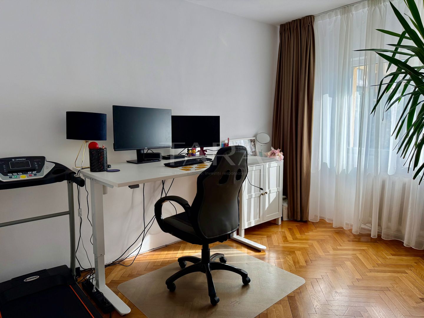Vanzare apartament  decomandat zona Titulescu - Poză 2