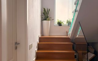 Acasă, aproape de pădure — casă cu grădină în stil britanic, de vânzare în Corunca - Poză 6