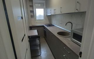 Închiriere apartament 2 camere, decomandat, cu loc de parcare - Poză 6