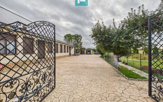 Casă exclusivistă cu 4 camere, în Secusigiu, Arad - Poză 2