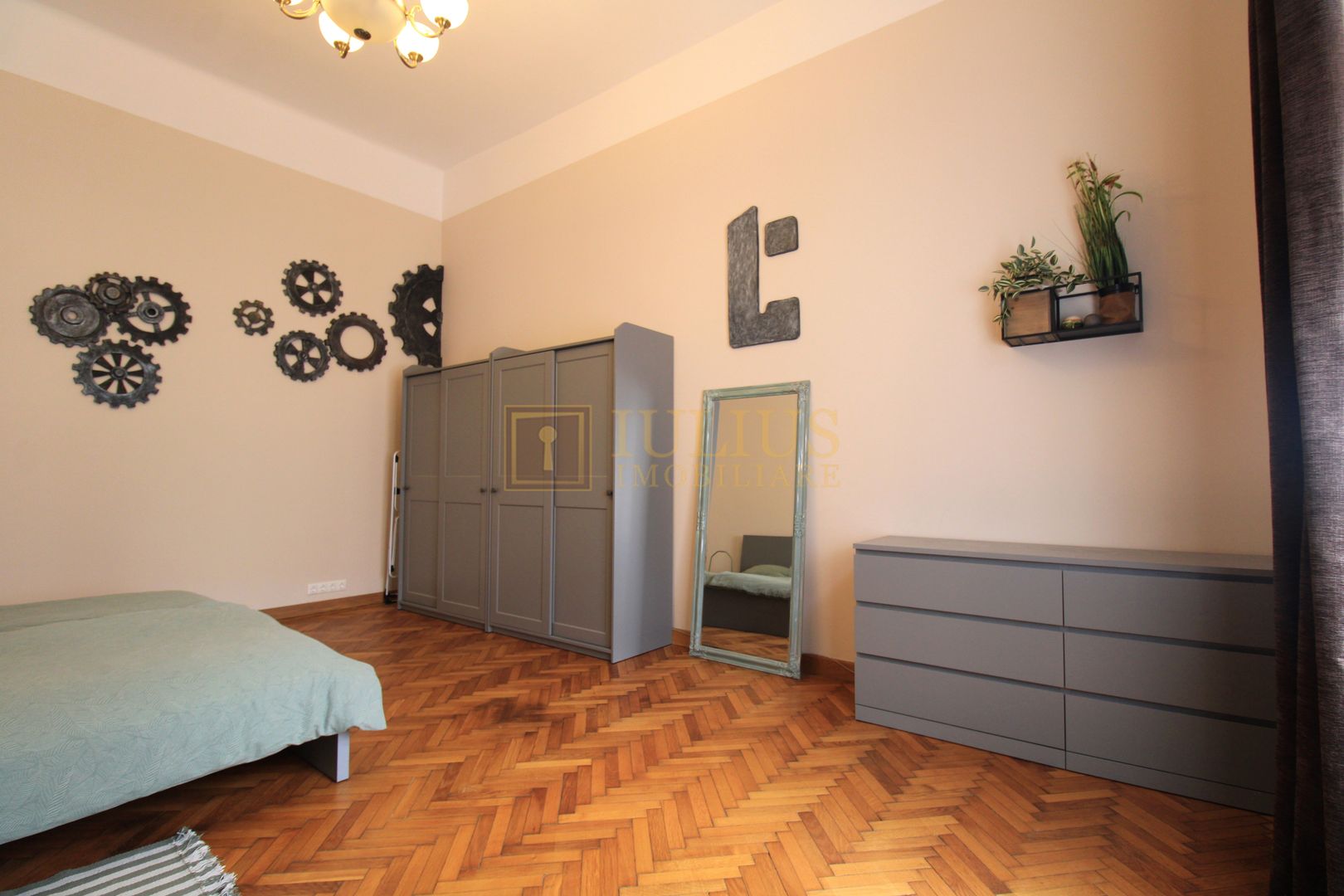 Piata Victoriei, 2 camere, centrala proprie - Poză 8