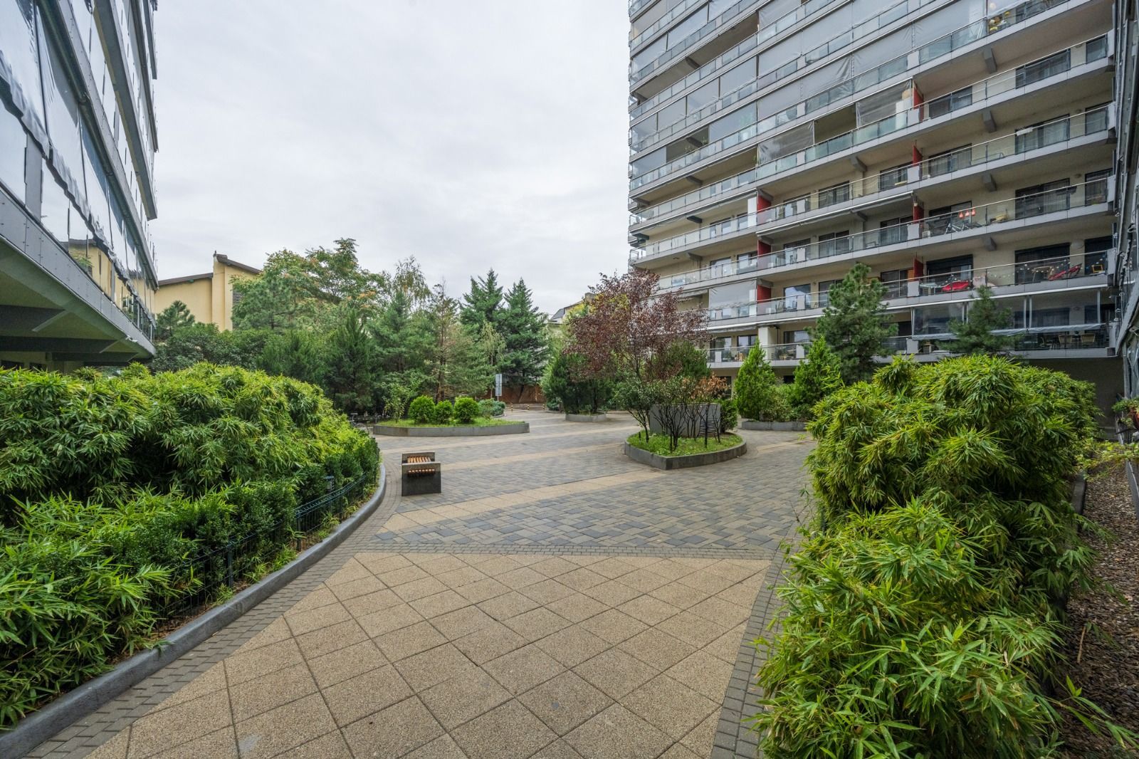 AP. 2 CAMERE DRISTOR, LOC PARCARE, MASINA SPALAT VASE, MODERN, METROU - Poză 15