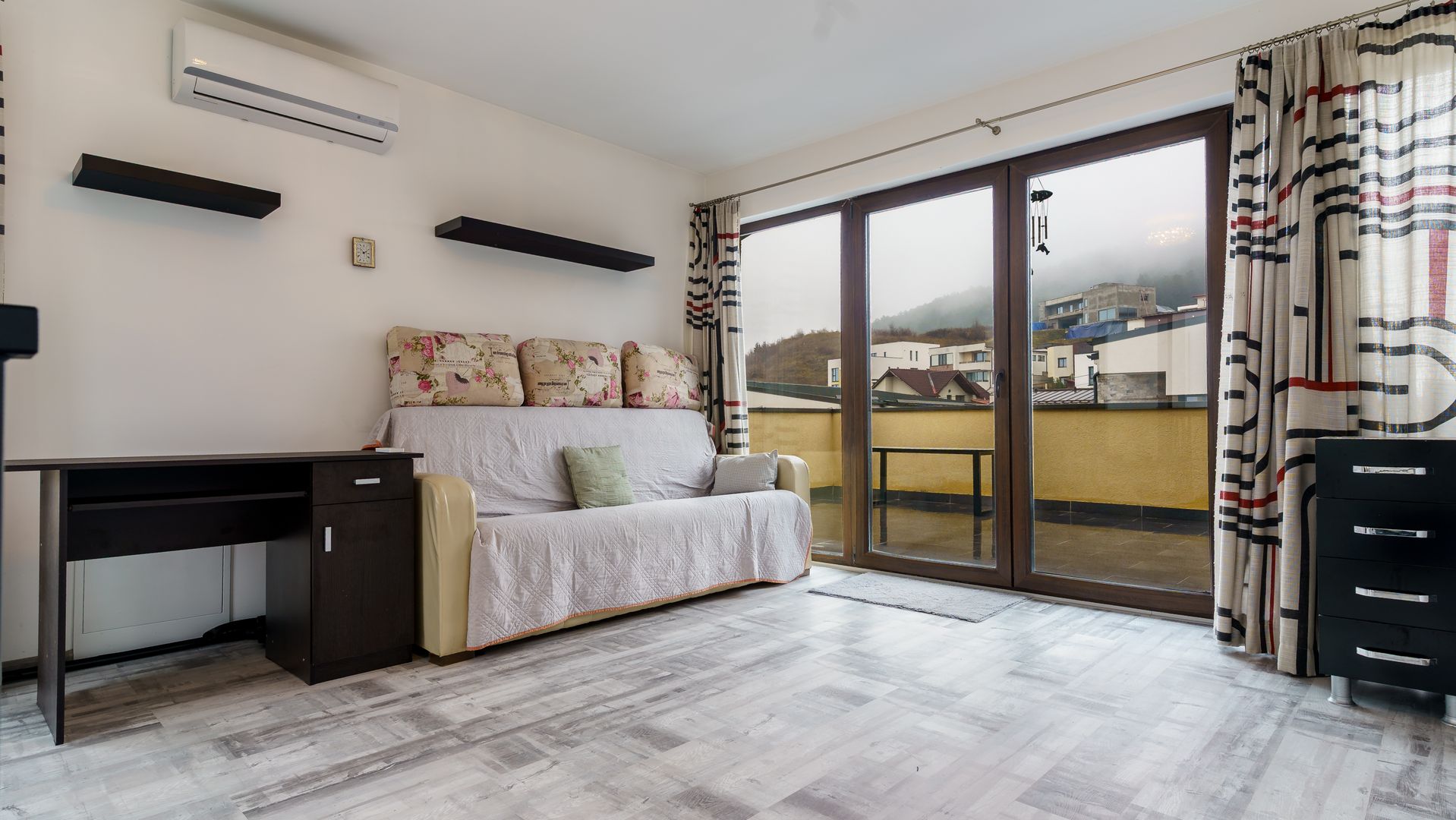 COM 0 Duplex 4 camere 106 mp, zona linistita, Floresti str. Narciselor - Poză 13
