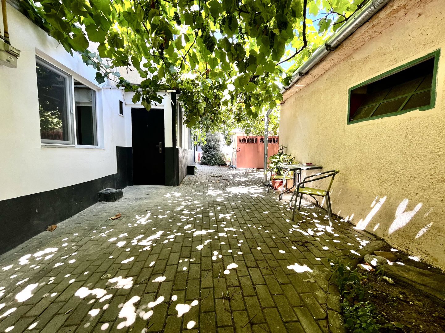 Apartament 2 camere, primitor, cu garaj, in zona Centrala-Universitate - Poză 19