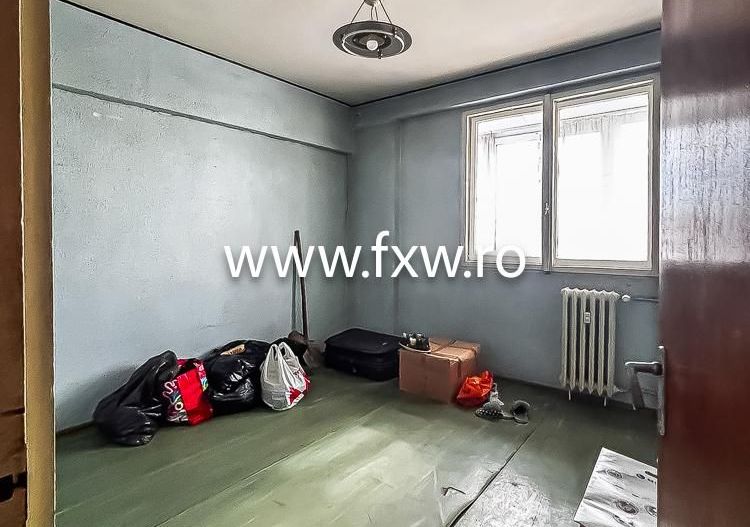 Apartament spațios de 3 camere, decomandat, langa metrou - Poză 3
