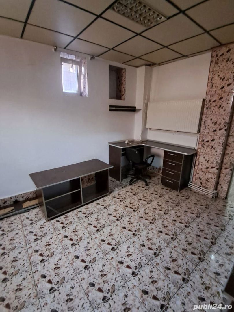BRASADAS închiriază garsoniera 30mp la DEMISOL zona Bd.Unirii. - Poză 2