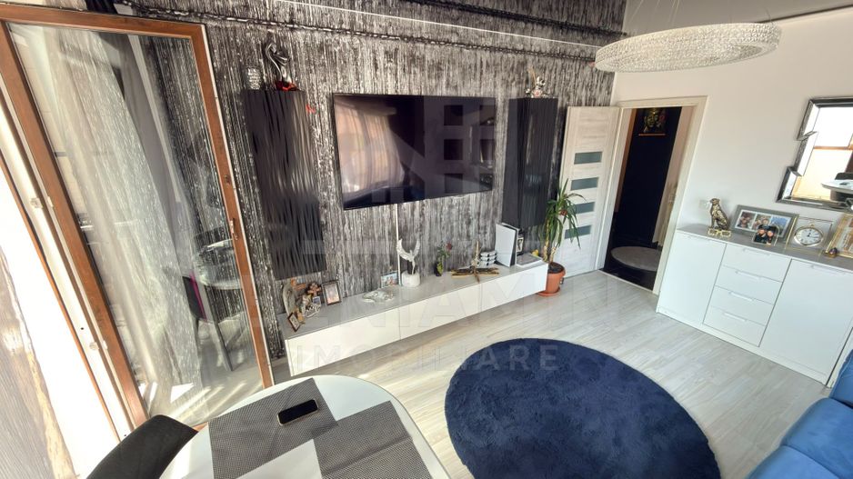 Apartament Modern -Bloc nou - Etaj 1 Cornitoriu 42MP - Parcare - Poză 2
