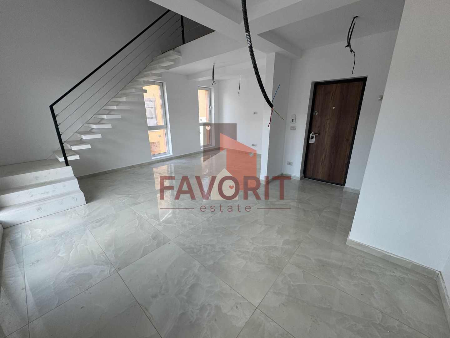 Apartament pe 2 nivele. Aproape de LIDL. Disponibil imediat - Poză 3