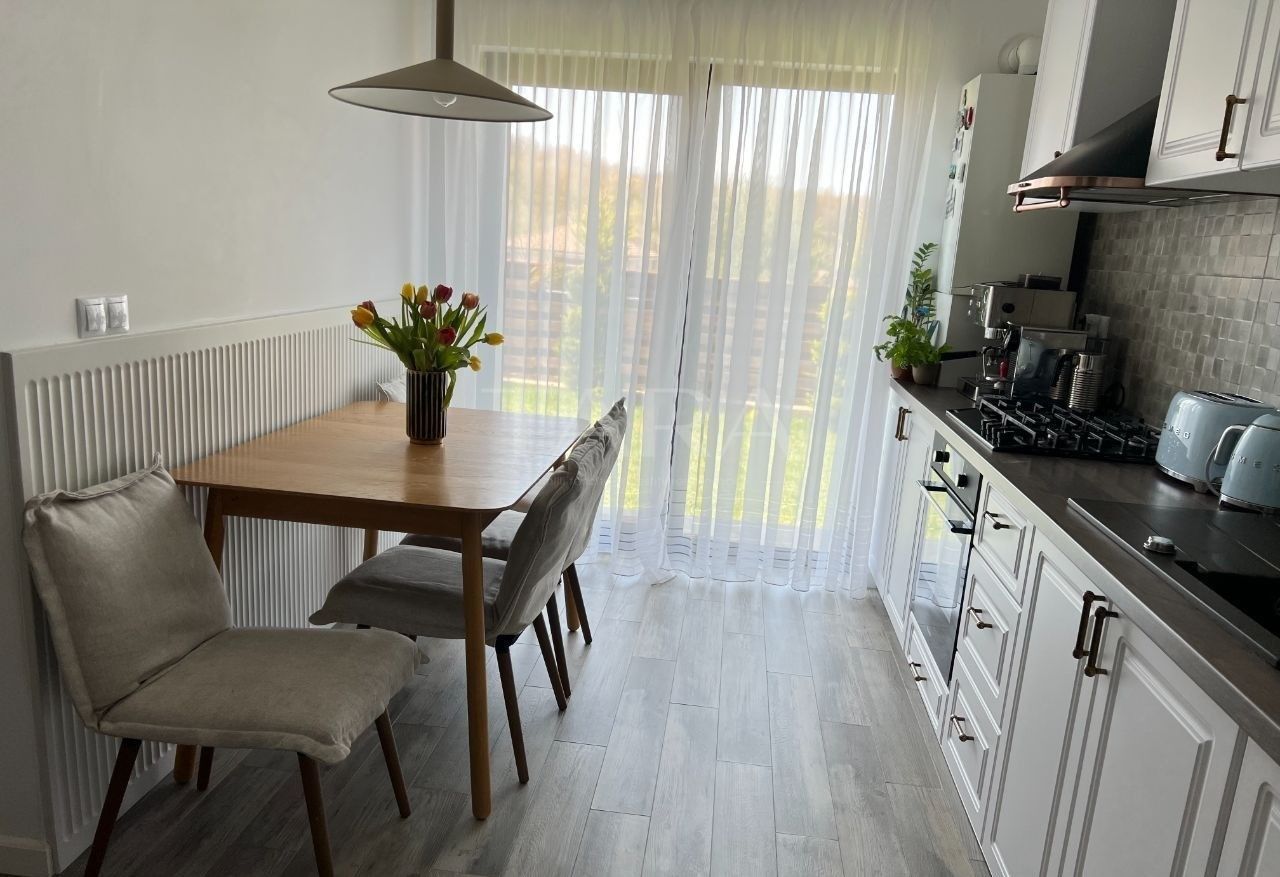 Casă deosebită, mobilată complet, liniște și acces rapid la oraș - Poză 7