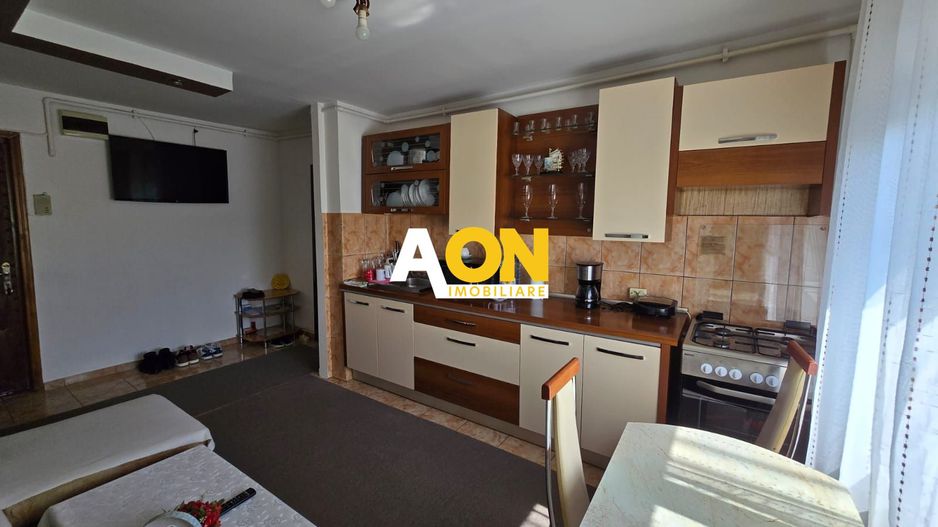 Apartament 2 camere, decomandat, mobilat utilat, zona Mercur - Poză 3