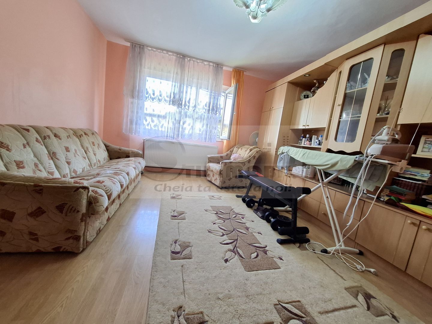 Liber, de vanzare apartament 3 camere Valea Lupului Iasi, baie cu geam - Poză 14