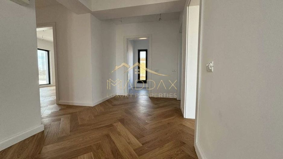 Vila LUX***Panouri fotovoltaice***Lake view//Laguna Albastra/Corbeanca - Poză 7