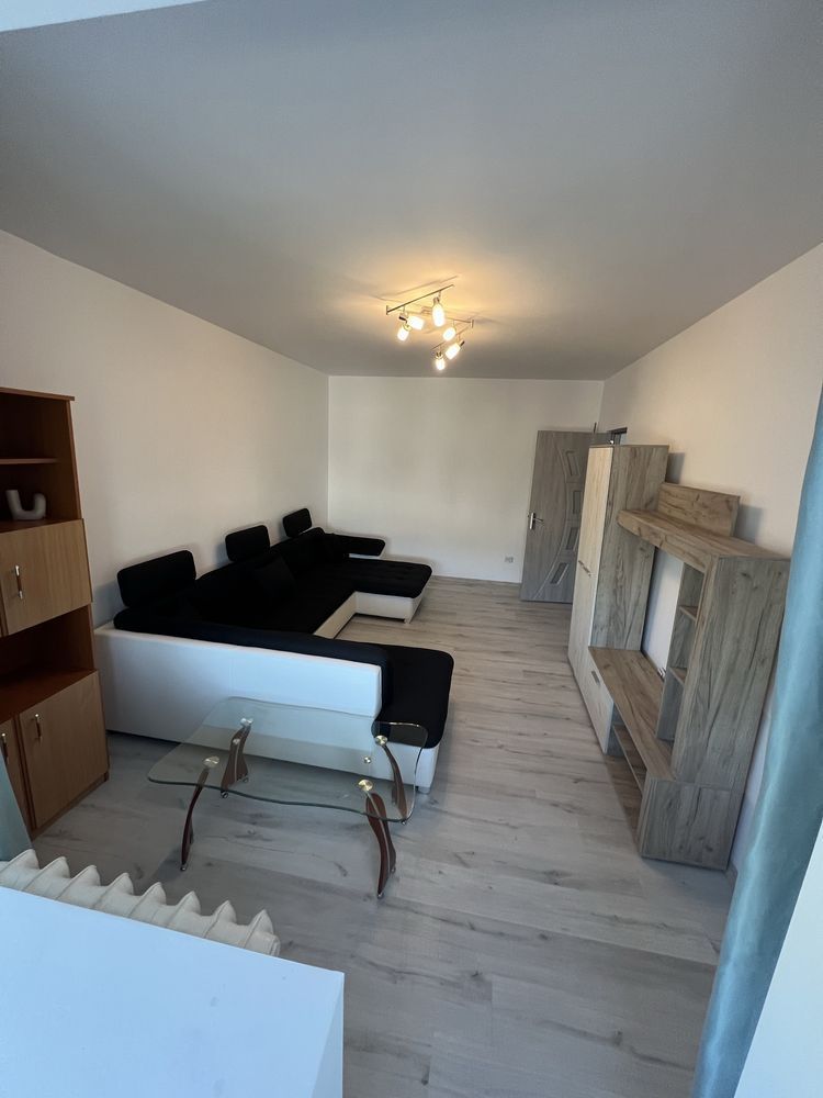 garsoniera Metrou 1 Decembrie - Poză 2