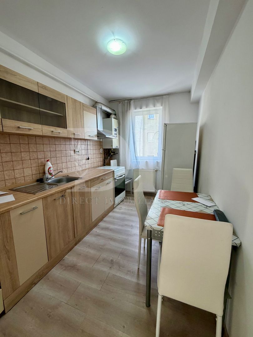 Apartament decomandat / etaj intermediar / Zona Florilor - Poză 6