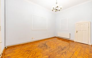 Apartament nemobilat, 3 camere, etaj 1, Bld.Revoluției - Poză 13