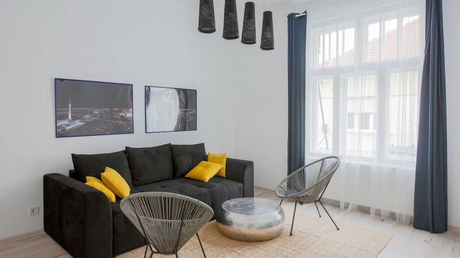 Chirie, apartament 2 dormitoare, central 550 E/lună (neg). Comision 0. - Poză 16