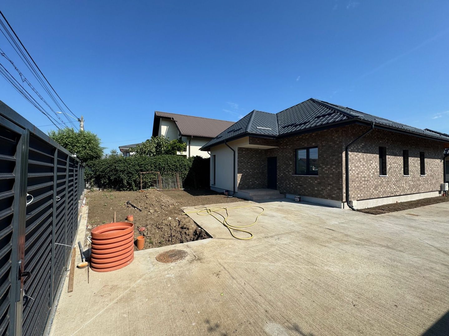 Vile parter Tunari Proiect DEOSEBIT, 150m2, curte 300m2 - Poză 2