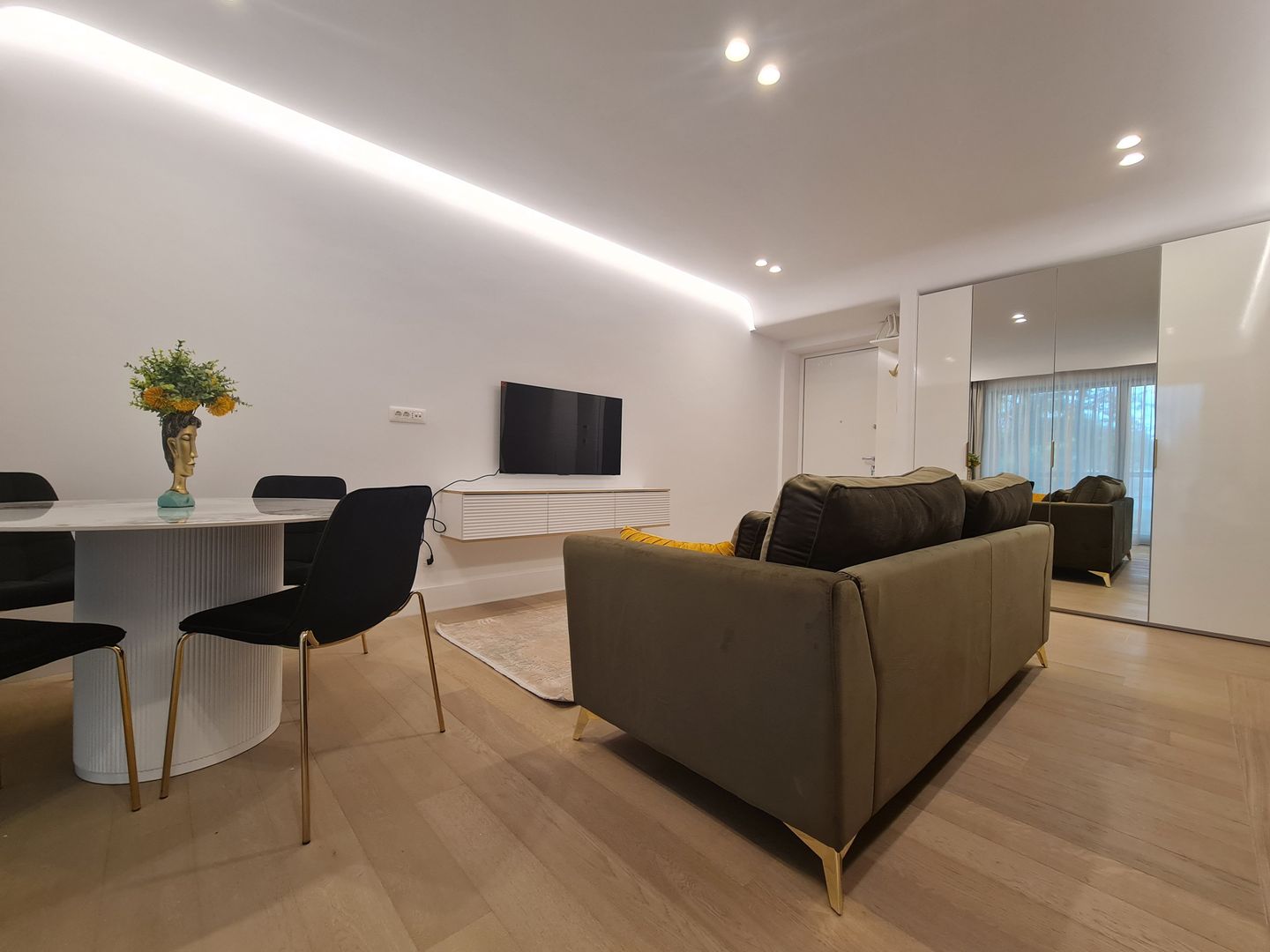 Apartament Premium | 3 camere | Iancu Nicolae - Poză 2