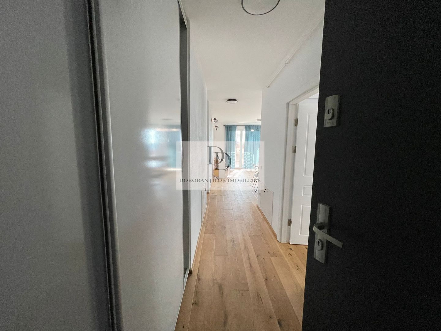 Apartament elegant 4 camere | Garaj privat | Cartier Europa - Poză 15