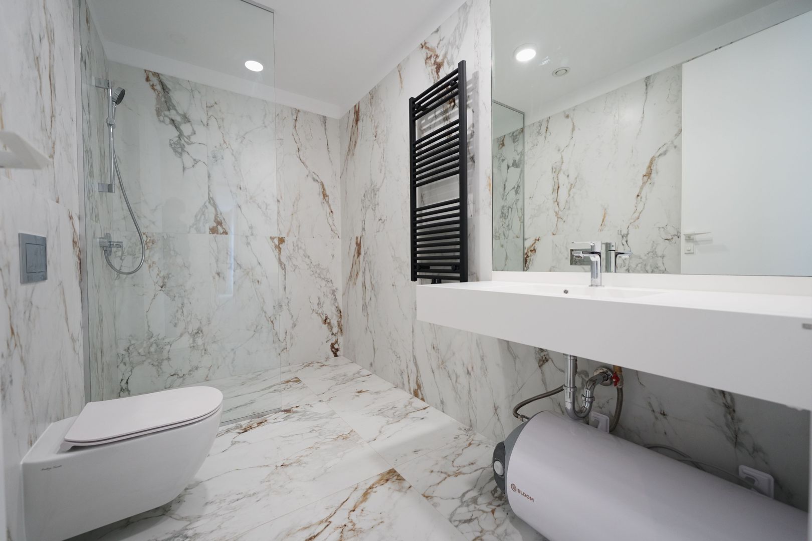 2 Camere + Parcare, terasa 40mp, One Lake Club - Poză 8